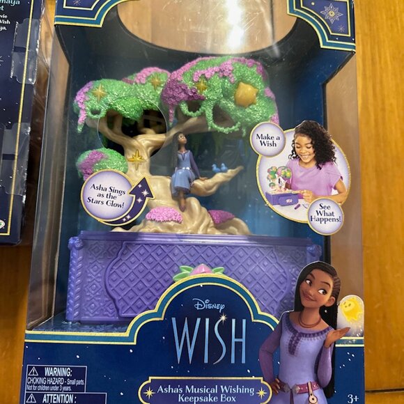 Disney Wish‎ Asha & Queen Amaya Gift Set Doorables Musical Keepsake Box NEW - Picture 9 of 10